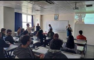 Üniversite öğrencileri, zeytinyağı tadımı yaptı