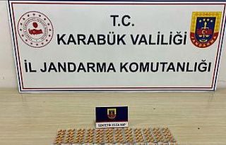 Uyuşturucu operasyonlarında 369 hap ele geçirildi