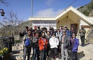 Uzakdoğu’dan Karaca Mağarası’na geldiler
