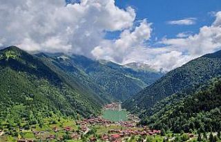 Uzungöl’e HES yapılmayacak, ÇED süreci bakanlıkça...