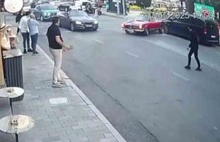 Vale teslim aldığı lüks araçla kaza yaptı