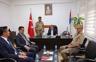 Vali Eldivan Demirözü’nde jandarma personeliyle...