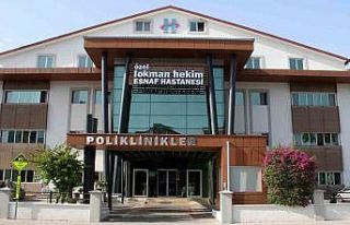 Yabancı turist Esnaf Hastanesi’nde sağlığına...