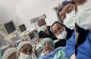 Yeşilçam’ın usta oyuncusu Ahmet Mekin’in kalça...