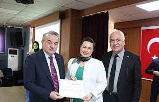 Yetenek yarışmasında başarılı öğrenciler ödüllendirdi