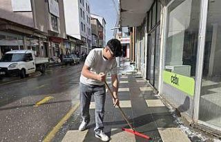 Yozgat’ta ceviz büyüklüğünde dolu yağdı