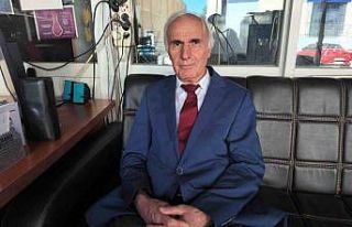 35 yıldır Gediz’e hizmet veren doktor veda etti