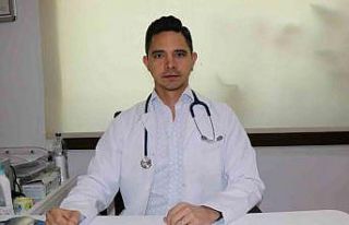 6 aydan küçük bebeğinizi denize sokmayın