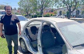 Adana’da gazetecinin otomobilinin kapıları çalındı:...