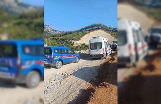 Adana’da gölet çalışmasında toprak kayması:...