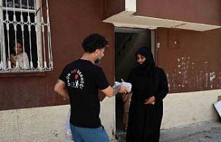 Adana’da ihtiyaç sahibi ailelere et dağıtıldı