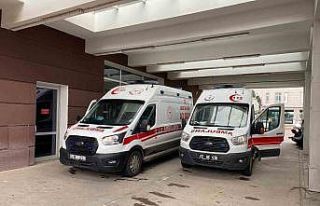 Adıyaman’da, motosiklet devrildi: 3 yaralı