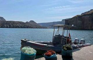 Ağ ile avlanma yasağına uymayan şahsı jandarma...