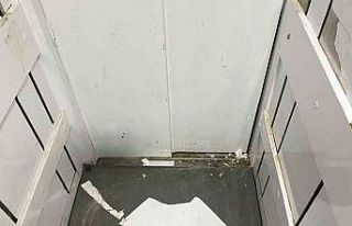 Ağrı Belediyesi’ndeki asansör tehlike saçıyor