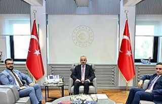 AK Parti’li Baybatur ve Akkal, Bakan Uraloğlu ile...