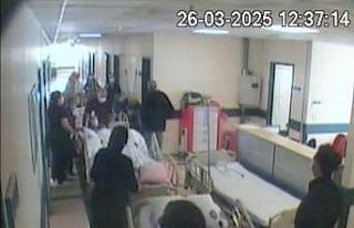 Alevler arasında zamanla yarışan kahramanlar kameraya...