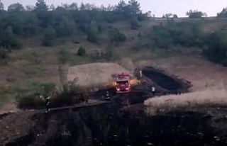 Alevler tarlayı sardı, ekipler eve sıçramasını...