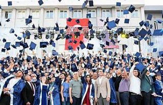 Ali Bahar AOSB Teknik Koleji’nde ilk mezuniyet coşkusu:...