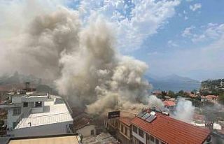 Antalya Kaleiçi’ndeki yangın