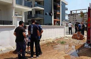 Antalya’da ev yangınında 1 kişi yaralandı