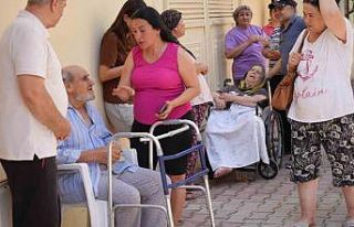 Antalya’da yangın paniği, apartman dumanla kaplandı,...