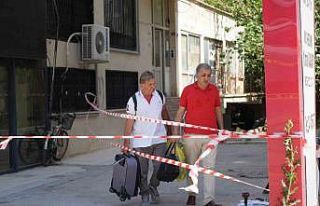 Antalya’da zemin kat kolonu patlayan 7 katlı bina...