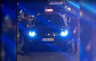 Ardahan’da iki otomobil çarpıştı: 3 yaralı