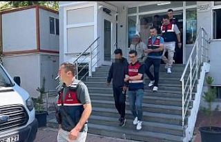 Artvin’de göçmen kaçakçılığı operasyonu:...