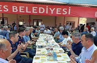 Asırlık gelenekte Ferdi Zeyrek için dualar edildi