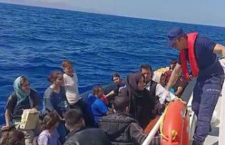 Ayvacık açıklarında 32 kaçak göçmen kurtarıldı