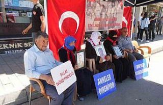 Baba Koçhan: "Vatanımızda huzurlu yaşamak...