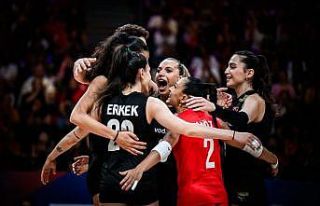 Bakan Bak’tan Güney Kore’yi mağlup eden A Milli...