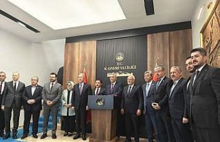 Bakan Bolat’tan Vali Çiçek’e ziyaret