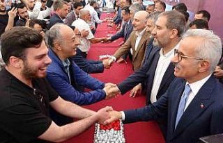 Bakan Uraloğlu, memleketi Trabzon’da bayramlaşma...