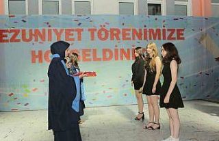 Balıkesir FEKAL’de mezuniyet sevinci