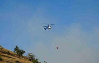 Balıkesir’deki orman yangınlarına havadan ve...