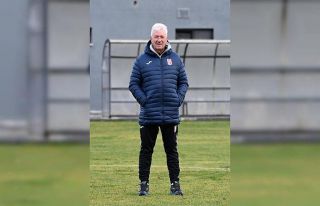 Balıkesirspor’da İsmail Ertekin ile yollar ayrıldı