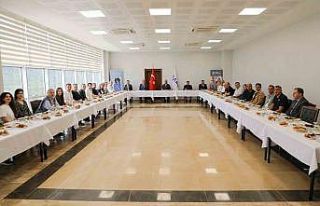 BARÜ Rektörü Akkaya, medya temcilcileriyel kahvaltıda...