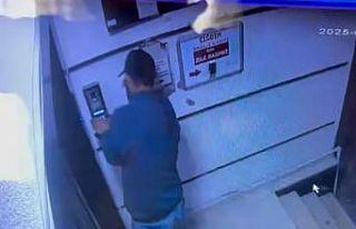 Başakşehir’de apartmanlardan diyafon ve zil hırsızlığı