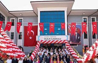 Başkan Alemdar, çocukların karne heyecanına ortak...