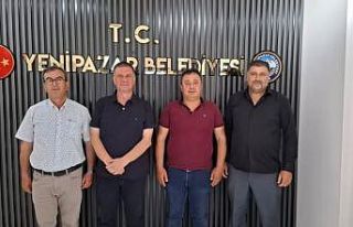 Başkan Ercan, vatandaşlarla bayramlaştı