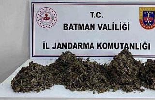 Batman’da 4 kilogram uyuşturucuyla yakalanan şahıs...