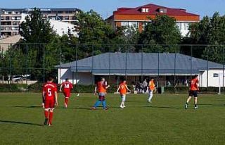Bayburt’ta koruyucu babalar futbol turnuvasında...