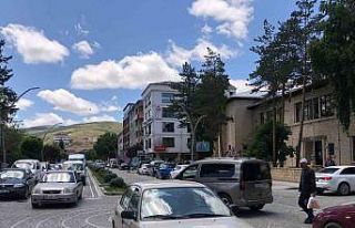 Bayburt’ta trafik ve araç yoğunluğu