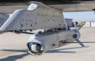 Bayraktar AKINCI’dan atılan KEMANKEŞ 1 hava hedeflerini...