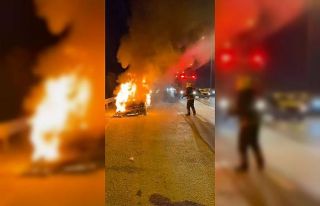 Bayram dönüşü otomobil alev alev yandı