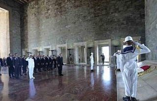 Beşiktaş yönetiminden Anıtkabir’e ziyaret