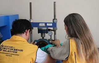 Betonun, asfaltın ve zeminin kalitesi burada ölçülüyor