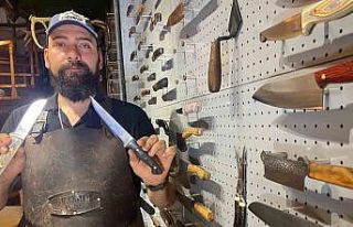 Bıçak bileme ustaları Kurban Bayramı mesaisinde