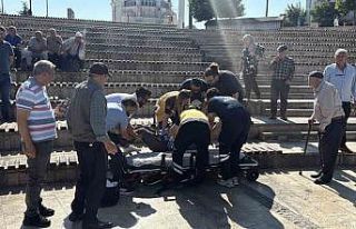 Bıçaklanarak yaralandı, saldırgan kayıplara karıştı